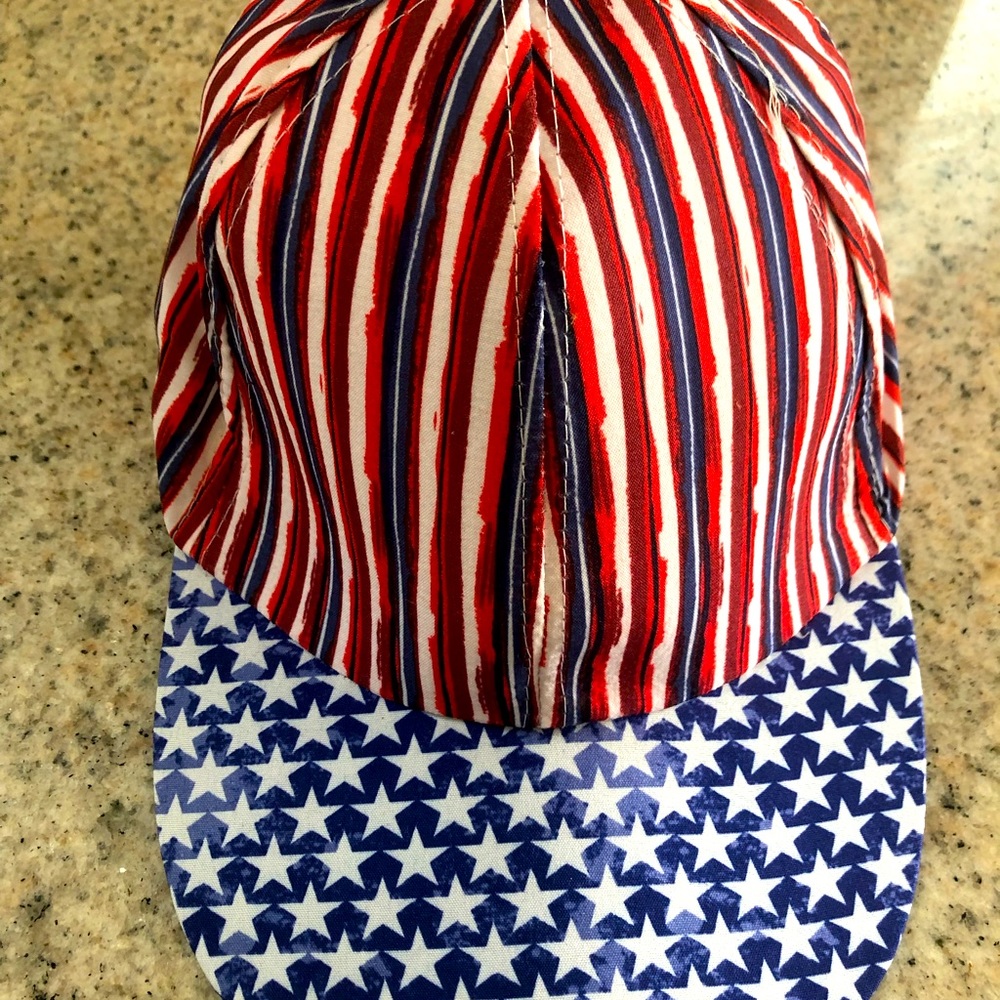 STARS & STRIPES HAT-NEW w/TAGS